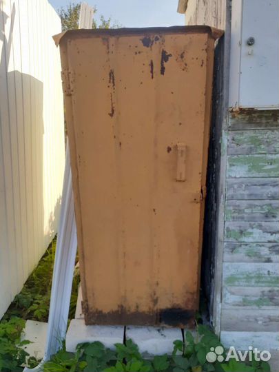 Продам ящик для хранения газового баллона