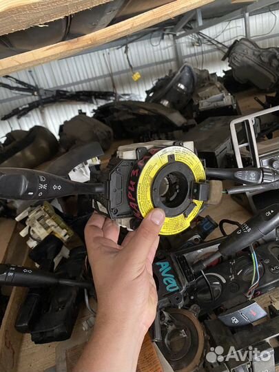 Вертолет для Митсубиси Каризма 96 г