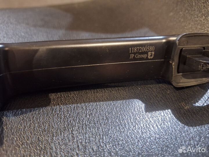 Задняя правая учка Volkswagen Passat b4