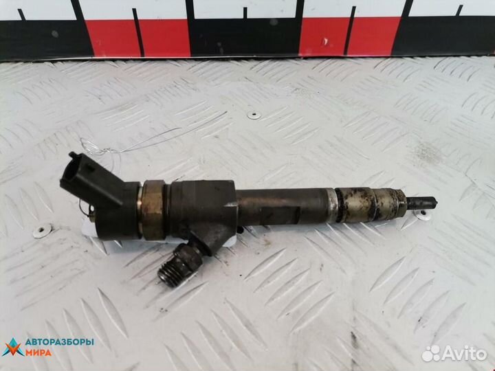 Форсунка Renault Scenic 2 рест. 2008 8200606383