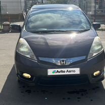 Honda Fit Shuttle 1.3 CVT, 2011, 156 000 км, с пробегом, цена 1 250 000 руб.