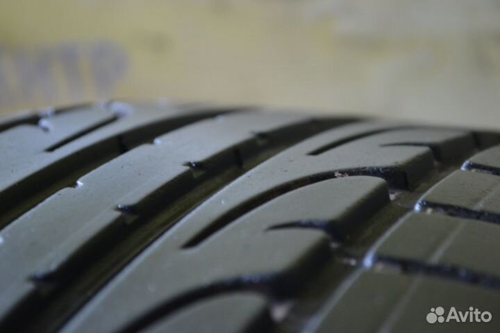 Dunlop SP Sport Maxx 215/40 R17