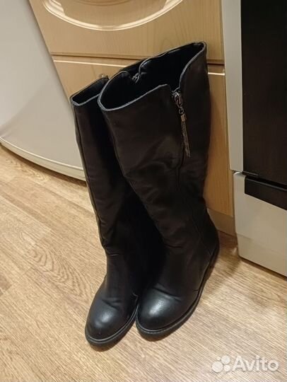 Зимние женские сапоги 38