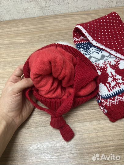 Новые шапка и шарф с новогодними оленями для детей