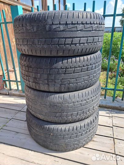 Goodyear UltraGrip Performance 225/50 R17 98V