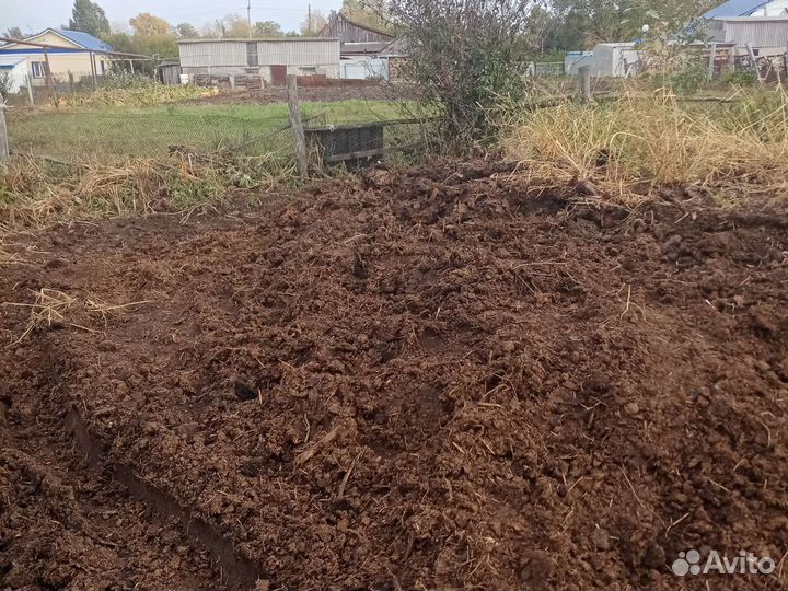 Навоз перегной, чернозем, вспашка земли