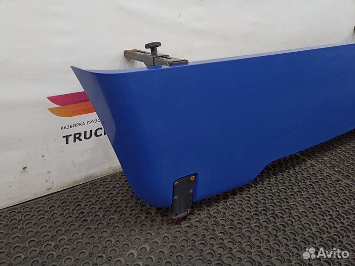 81629100129 Спойлер кабины верхний