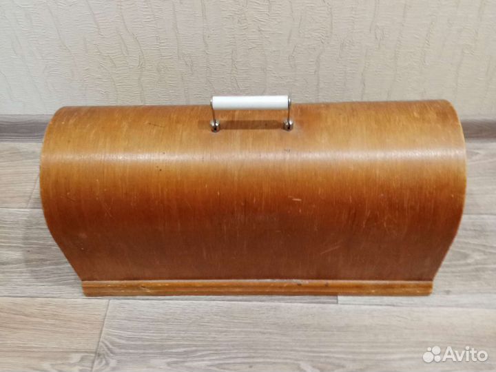 Швейная ручная машинка пмз