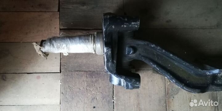 Балка передняя маз