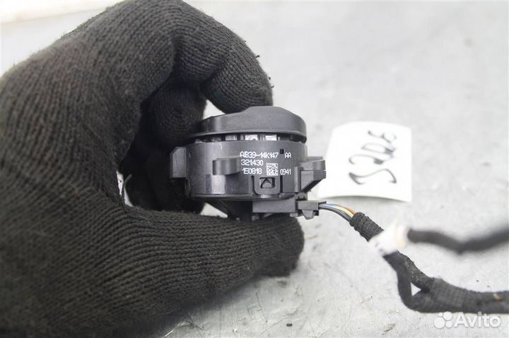 Кнопки мультируля Ford Fiesta MK 6 2008-2013