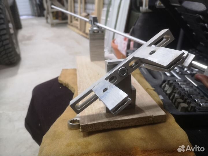 Точилка для ножей с поворотным механизмом