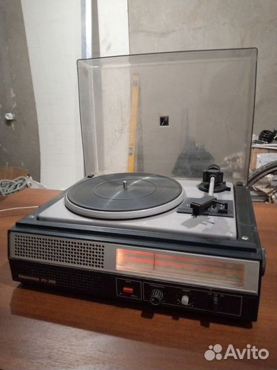 Проигрыватель Серенада Р3-208