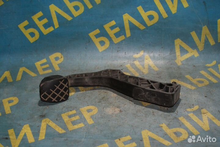 Педаль сцепления Volkswagen Golf 4 Variant
