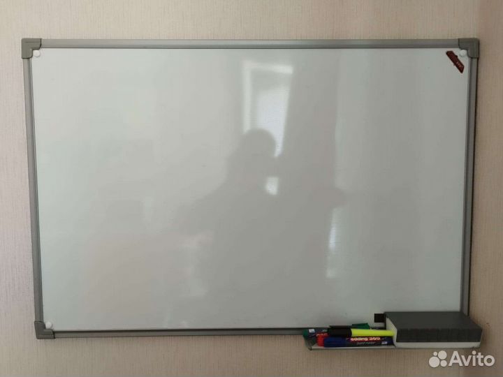 Магнитно маркерная доска