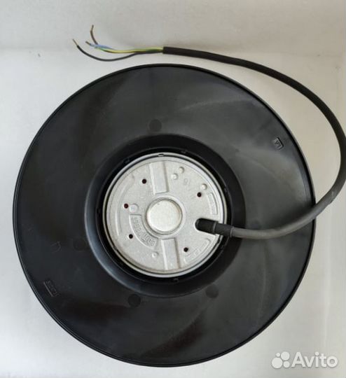 Вентилятор EBM papst R2E225-BD92-09 220V новый ор