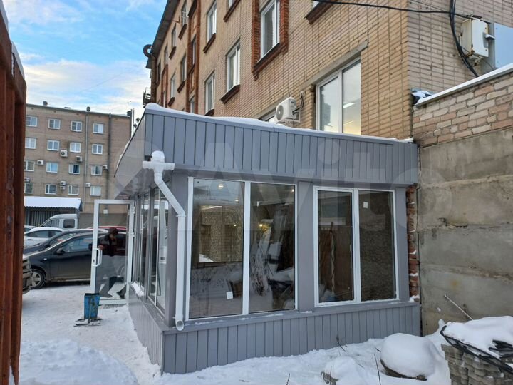 Офисное здание, более 1000 м²