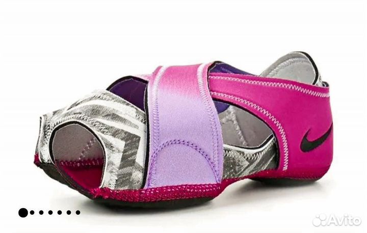 Спортивные балетки Nike