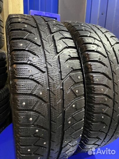 Bridgestone Ice Cruiser 7000 205/65 R15 94T