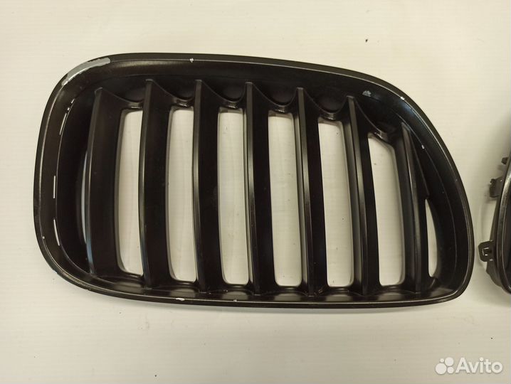 Решетки капота черные рестайлинг BMW X5 E53