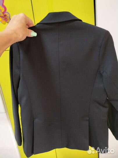 Педжак Zara