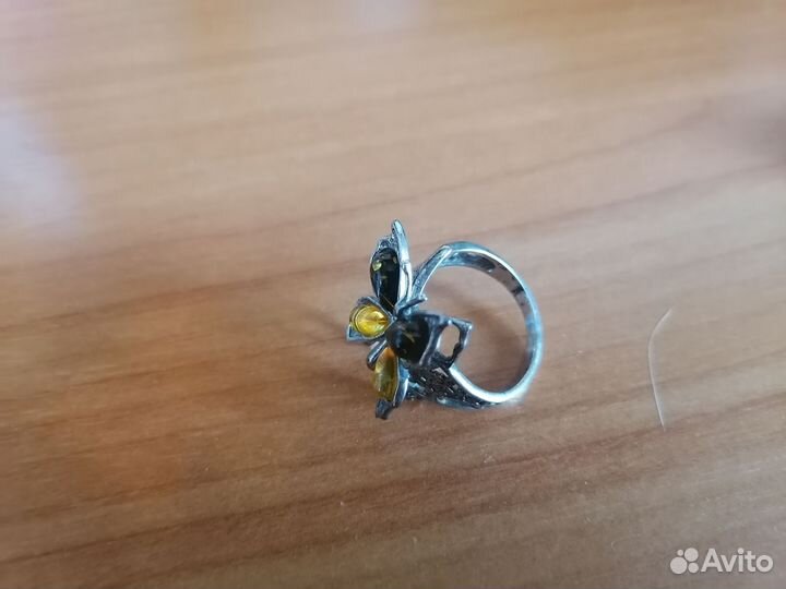 Серебряное кольцо