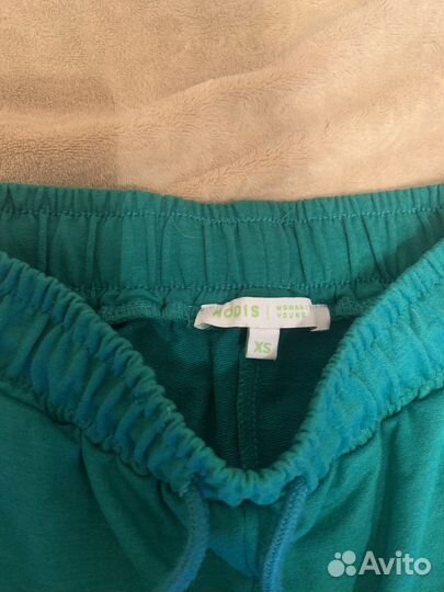 Шорты женские