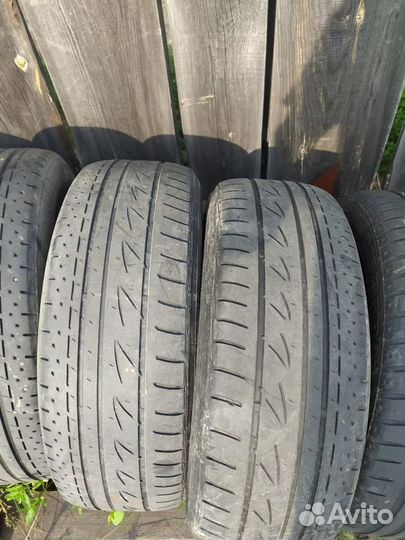 Bridgestone Playz RV PRV 215/60 R16 95H