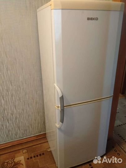 Холодильник beko