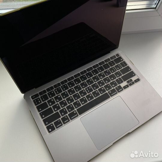 Macbook air 13 2020 m1