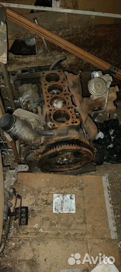 Двигатель Ssangyng kyron