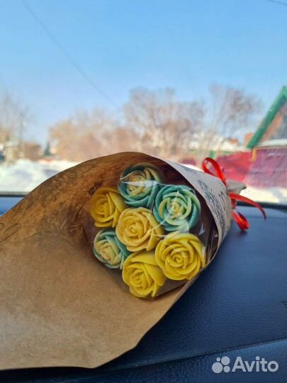 Букет из шоколадных цветов роз / пионов