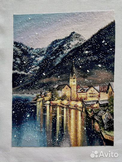 Картина вышитая крестом ручная работа