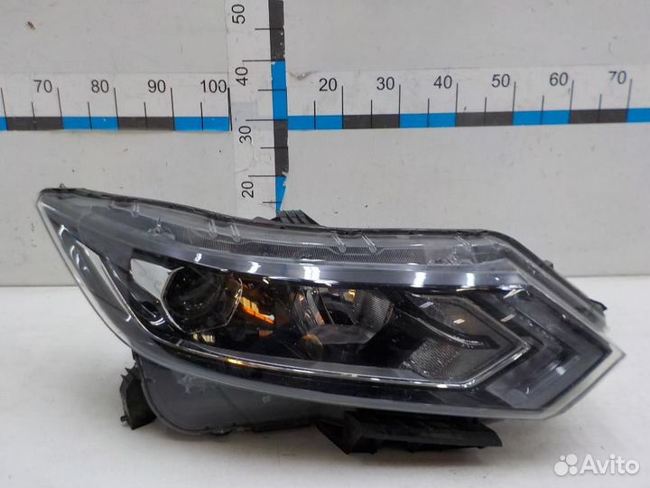 Фара правая Nissan Qashqai