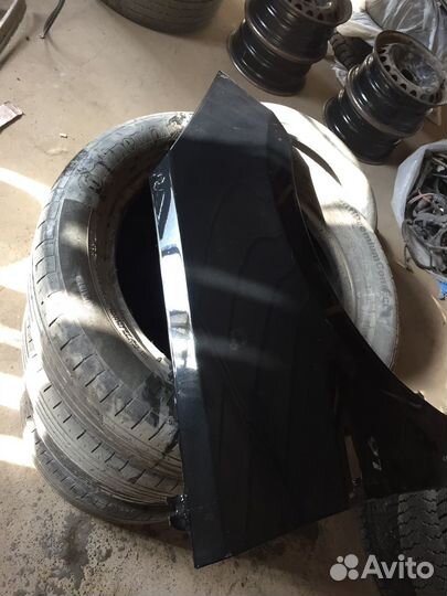 Переднее правое крыло на hyundai solaris 1