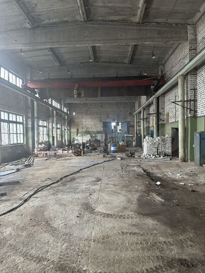 Склад, 1300 м²