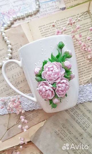 Кружка с декором из полимерной глины