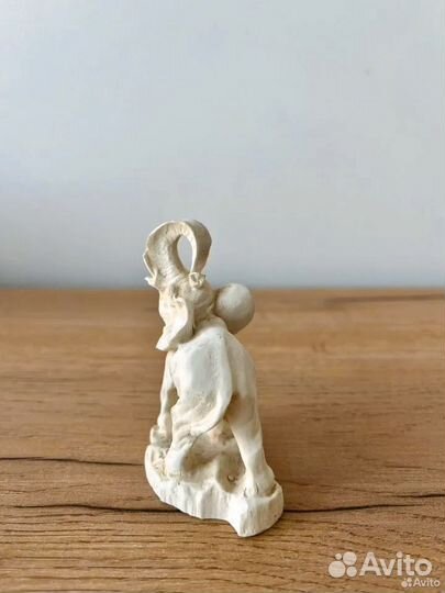 Статуэтка слон