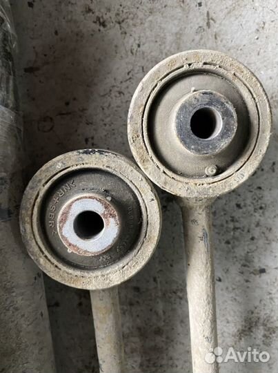 Задние тяги Lexus GX460