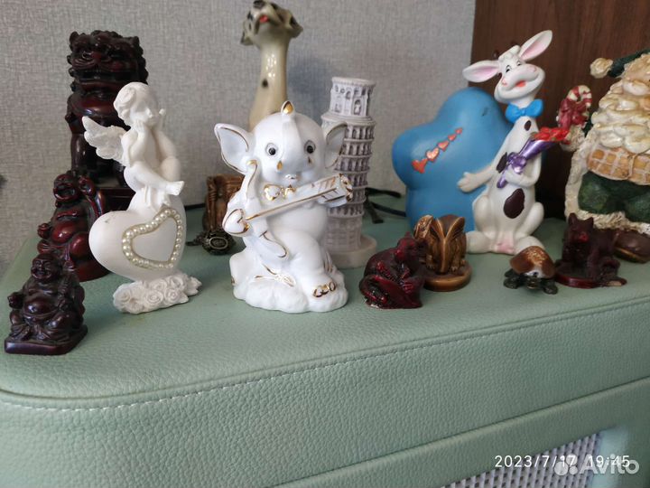 Фигурки, статуэтки