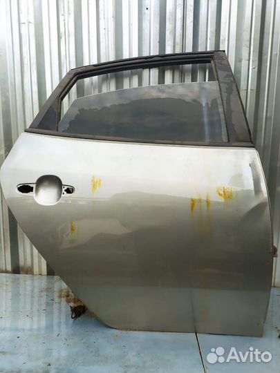 Дверь задняя правая Hyundai Elantra 2010