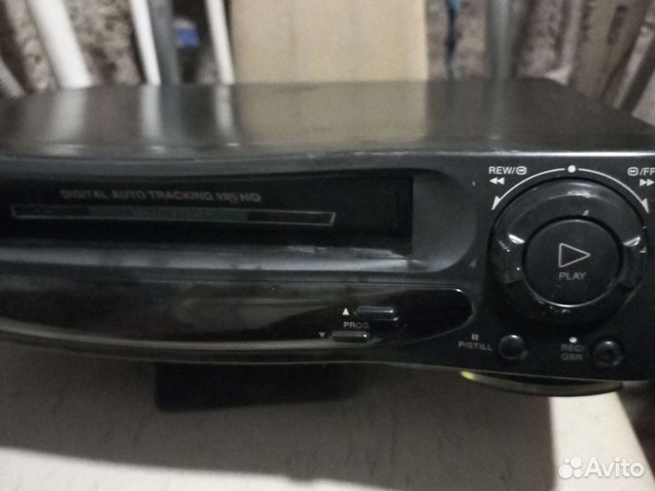 Видеомагнитофон panasonic