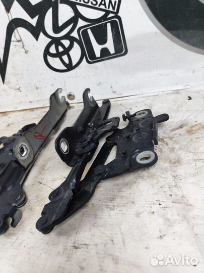 Петля капота BMW 1 F20