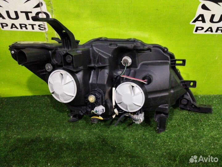 Фара nissan serena C26 MR20DD 2010 Перед. Лев