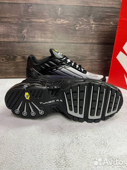 Кроссовки мужские Nike Air Max tn plus 3