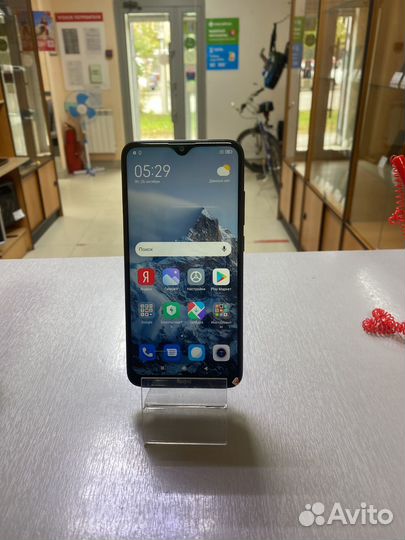 Xiaomi Redmi 8, 3/32 ГБ