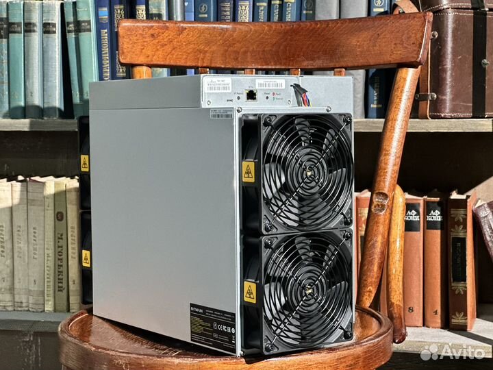 Новый AntMiner S19k Pro 120 Th/s (Выдают 140 Th/s)