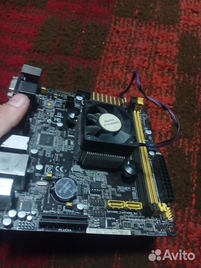 Материнская плата asus