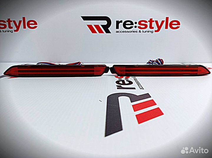 Фонари в задний бампер Toyota / Lexus