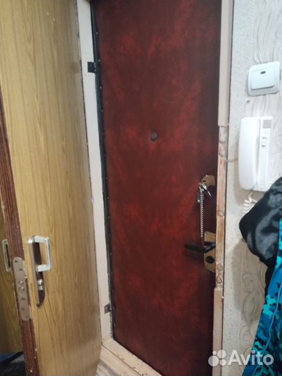 Дверь входная металлическая