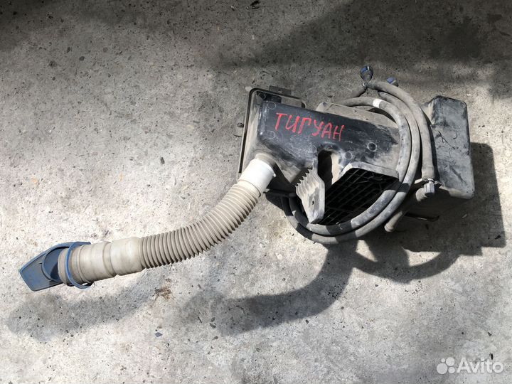 Бачок омывателя Фольксваген Тигуан